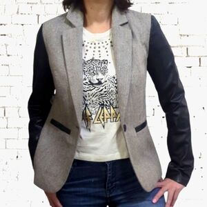 SUZY SHIER Tweed Blazer Jacket With  Faux Leather Sleeve ~ Like New